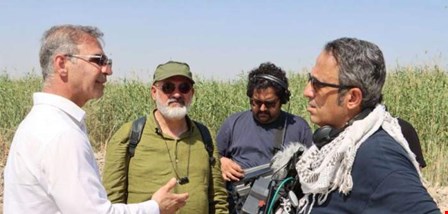 مدیرکل حفاظت محیط زیست خوزستان در بازدید از پشت صحنه مستند سینمایی «هورالعظیم»، بر نقش هنر در حفاظت از محیط زیست تأکید کرد.